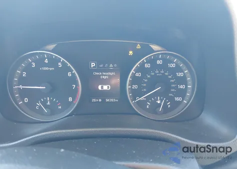 2018 Hyundai Elantra Sel z USA, uszkodzony, nr VIN 5NPD84LF0JH337791